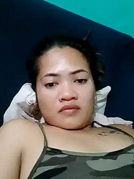 Snapshot of amariaxxx388 chatting on February 8, 12:28 am amariaxxx388 online show from February 8, 12:28 am