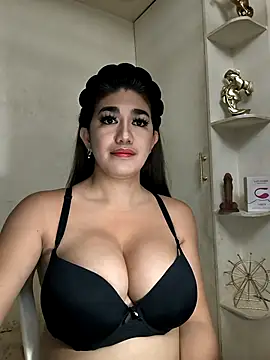 SexyFatHugeCock online show from April 15, 6:09 am