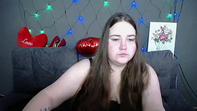 Snapshot of XX_Daniella_XX chatting on February 12, 7:36 am XX Daniella XX online show from February 12, 7:36 am