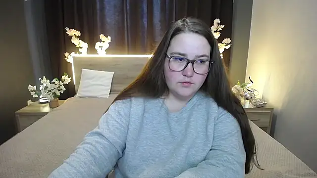 Snapshot of XX_Daniella_XX chatting on April 29, 6:39 am XX Daniella XX online show from April 29, 6:39 am