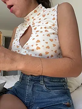 DulceMya6 online show from March 25, 4:46 pm