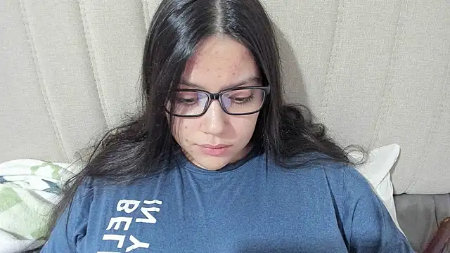 Snapshot of roniewester chatting on February 27, 2:42 am roniewester online show from February 27, 2:42 am
