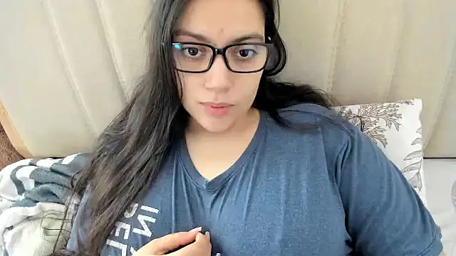 roniewester online show from February 20, 1:11 pm