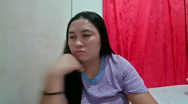 Snapshot of LalaiAsian chatting on February 2, 6:10 pm LalaiAsian online show from February 2, 6:10 pm