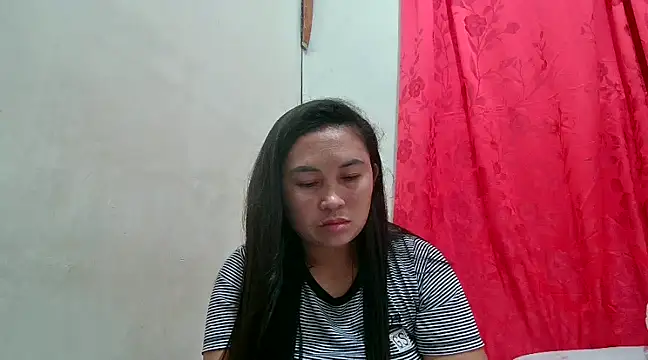 Snapshot of LalaiAsian chatting on February 4, 9:20 pm LalaiAsian online show from February 4, 9:20 pm