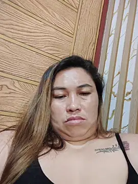 LalaiAsian online show from December 16, 1:43 am