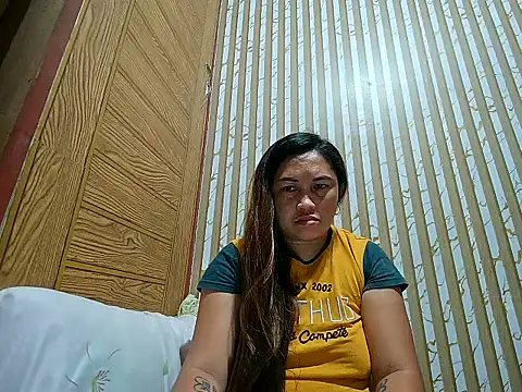 LalaiAsian online show from March 31, 9:48 pm