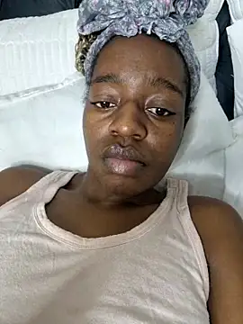 Snapshot of Sexynaughty_Gal chatting on February 26, 8:11 pm Sexynaughty Gal online show from February 26, 8:11 pm