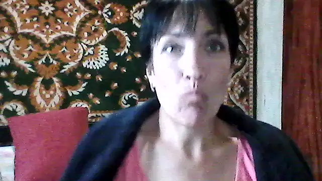 Snapshot of SunnyAmorre chatting on May 25, 10:32 am SunnyAmorre online show from May 25, 10:32 am