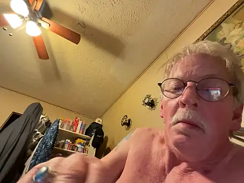 jck1m0t online show from March 31, 11:05 pm