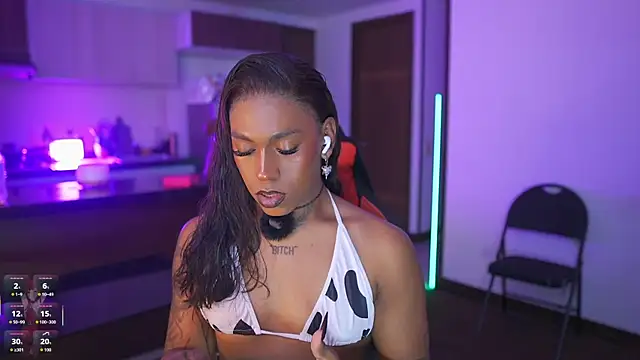 AmberRaus online show from October 2, 4:08 am