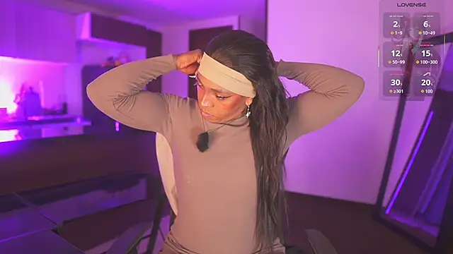 Snapshot of AmberRaus chatting on February 21, 12:44 am AmberRaus online show from February 21, 12:44 am