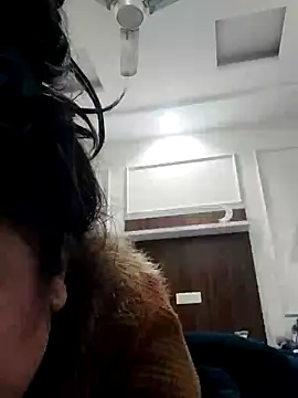 Snapshot of Srishtijain51 chatting on December 28, 2:32 pm Srishtijain51 online show from December 28, 2:32 pm