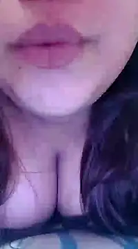 Snapshot of Srishtijain51 chatting on January 19, 12:50 pm Srishtijain51 online show from January 19, 12:50 pm