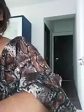 Snapshot of Srishtijain51 chatting on February 8, 10:50 am Srishtijain51 online show from February 8, 10:50 am