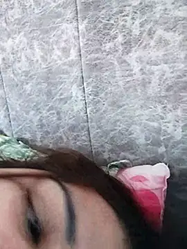 Snapshot of Srishtijain51 chatting on February 11, 8:05 am Srishtijain51 online show from February 11, 8:05 am