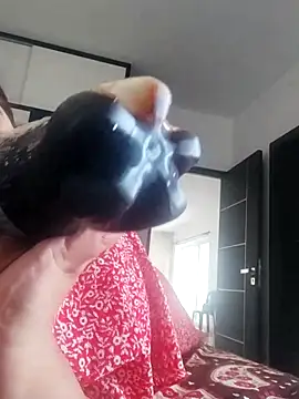 Snapshot of Srishtijain51 chatting on February 13, 11:17 am Srishtijain51 online show from February 13, 11:17 am