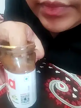 Snapshot of Srishtijain51 chatting on February 16, 10:43 am Srishtijain51 online show from February 16, 10:43 am