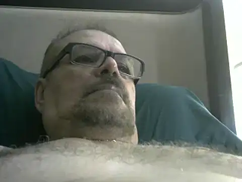 Snapshot of HungHugeMaxMagnummann chatting on December 16, 3:51 am HungHugeMaxMagnummann online show from December 16, 3:51 am