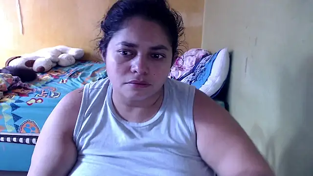 Snapshot of yulieth_bbw chatting on April 18, 1:48 pm yulieth bbw online show from April 18, 1:48 pm