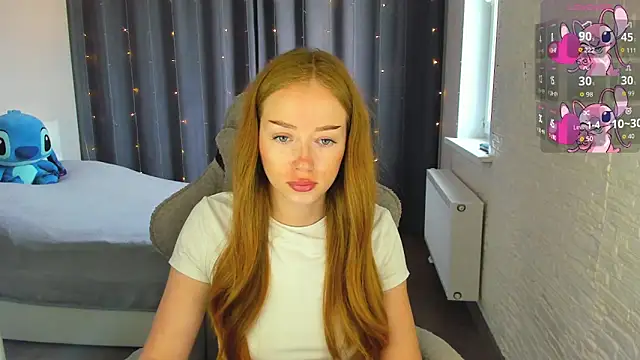 Hot Mia  online show from June 14, 2:41 pm