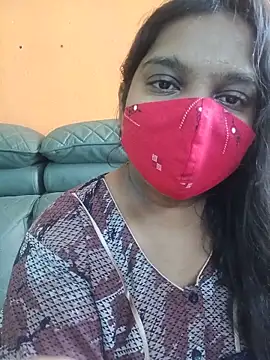 Snapshot of lovely-latha chatting on May 24, 5:23 am lovely-latha online show from May 24, 5:23 am