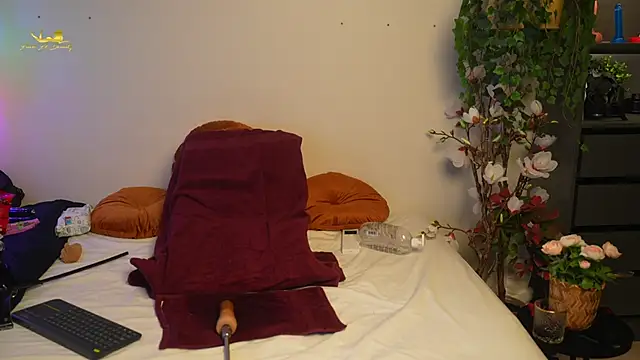 Snapshot of lacie_le_beauty chatting on February 27, 7:58 pm lacie le beauty online show from February 27, 7:58 pm