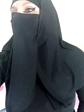 Snapshot of evelyn__salah chatting on July 17, 4:08 am evelyn salah online show from July 17, 4:08 am