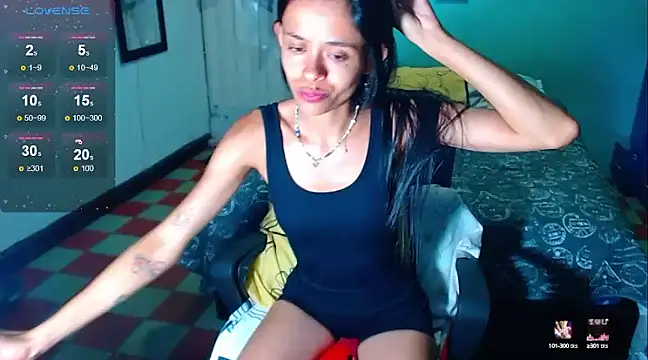 Snapshot of Mia_sexy18_ chatting on March 16, 2:43 am Mia sexy18  online show from March 16, 2:43 am