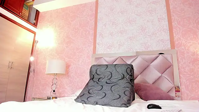 Scarleett 22 online show from November 28, 8:22 pm