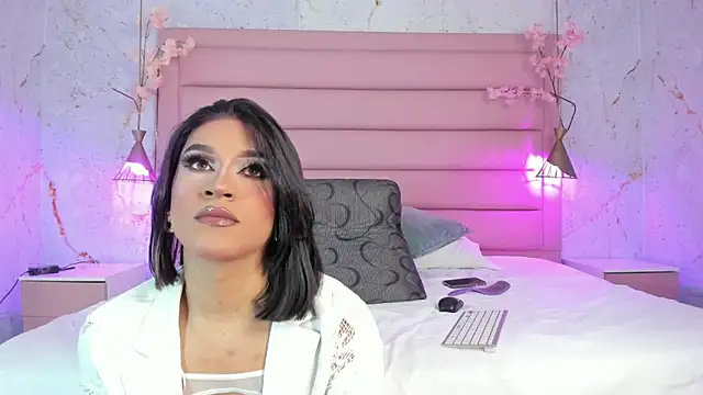 Scarleett 22 online show from December 1, 7:52 pm