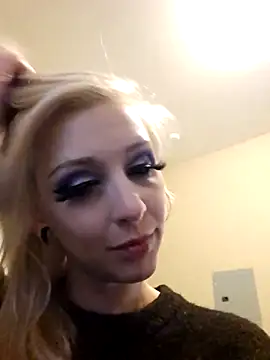 Snapshot of AmethystFoxx chatting on November 20, 10:42 pm AmethystFoxx online show from November 20, 10:42 pm