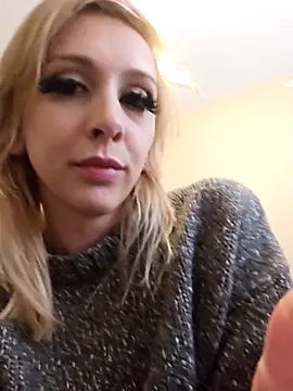 AmethystFoxx online show from March 6, 9:33 pm