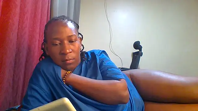 Snapshot of blackcuteebony chatting on June 27, 12:55 pm blackcuteebony online show from June 27, 12:55 pm