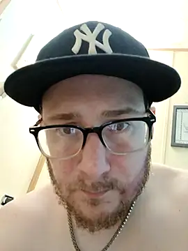 Snapshot of Malefun692022 chatting on July 15, 3:34 am Malefun692022 online show from July 15, 3:34 am