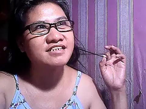 sweetsosie18 online show from March 1, 2:15 am