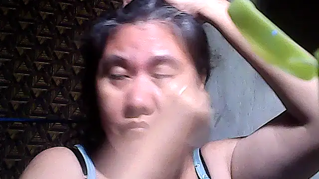 Snapshot of sweetsosie18 chatting on May 8, 2:39 am sweetsosie18 online show from May 8, 2:39 am