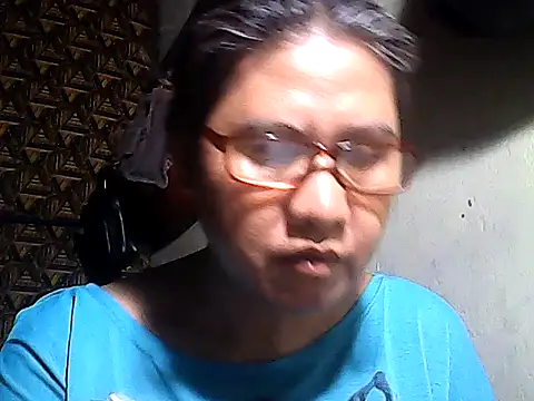 Snapshot of sweetsosie18 chatting on June 3, 12:24 am sweetsosie18 online show from June 3, 12:24 am