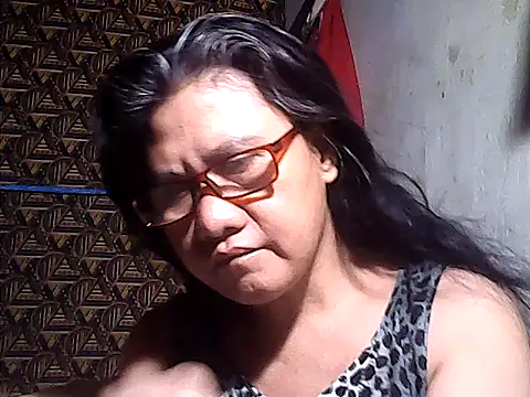 Snapshot of sweetsosie18 chatting on June 6, 4:01 pm sweetsosie18 online show from June 6, 4:01 pm