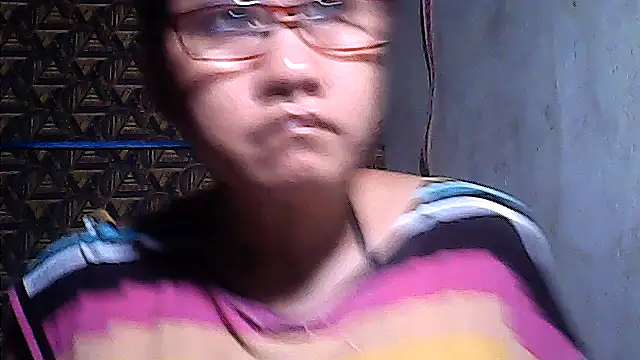 Snapshot of sweetsosie18 chatting on July 14, 11:43 pm sweetsosie18 online show from July 14, 11:43 pm