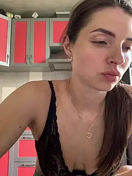 SeducingYoghourt online show from July 10, 1:36 pm