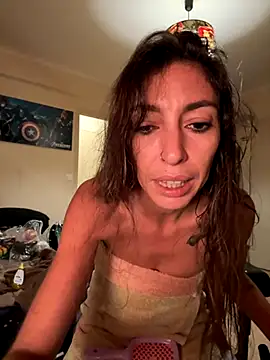 amanilouve online show from October 31, 7:26 pm