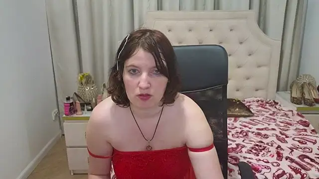 Snapshot of AmazingTori chatting on June 13, 12:58 pm AmazingTori online show from June 13, 12:58 pm