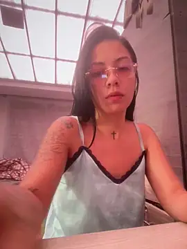 Snapshot of MadisonCambel chatting on June 7, 8:12 pm MadisonCambel online show from June 7, 8:12 pm