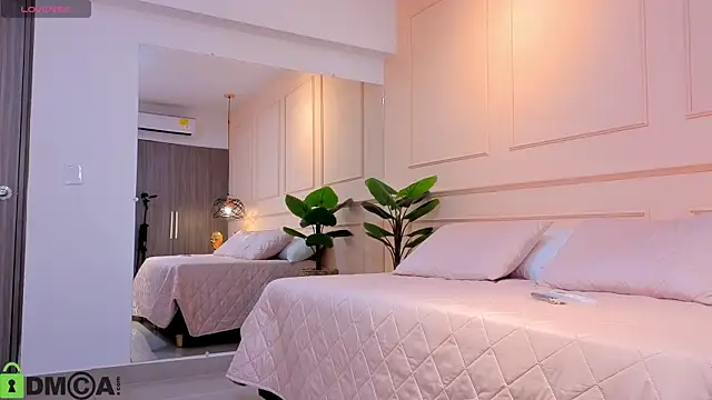 ROSE  15 online show from November 11, 11:21 am