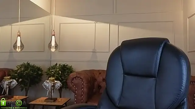Snapshot of ROSE__15 chatting on April 23, 12:04 pm ROSE 15 online show from April 23, 12:04 pm