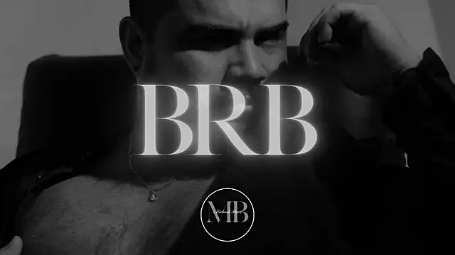 Snapshot of MichaelBear_ chatting on February 27, 1:22 pm MichaelBear online show from February 27, 1:22 pm