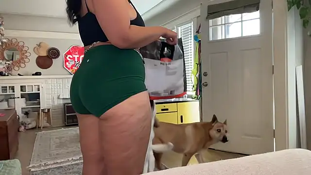 Snapshot of dreamyriri chatting on February 22, 9:46 pm dreamyriri online show from February 22, 9:46 pm