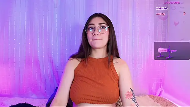 Snapshot of Samii_Evans chatting on December 22, 7:00 am Samii Evans online show from December 22, 7:00 am