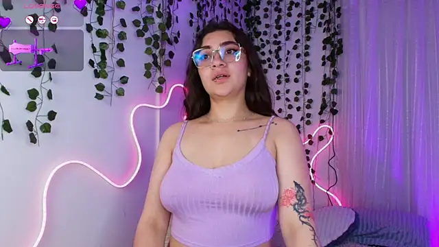 Samii Evans online show from March 10, 4:50 am